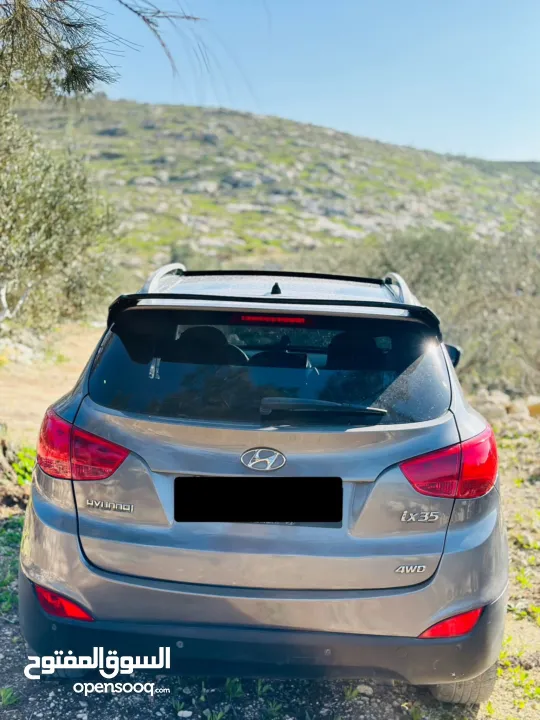 سيارة توسان الدفع كاش