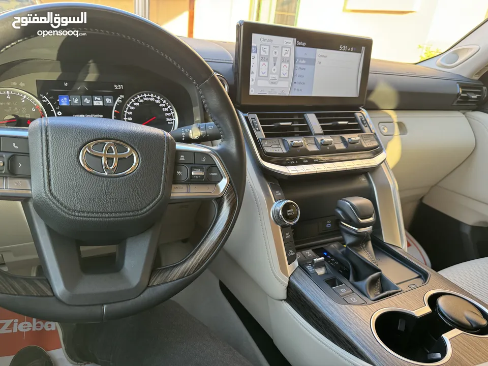 Toyota Land Cruiser 2022 VX- Full Option