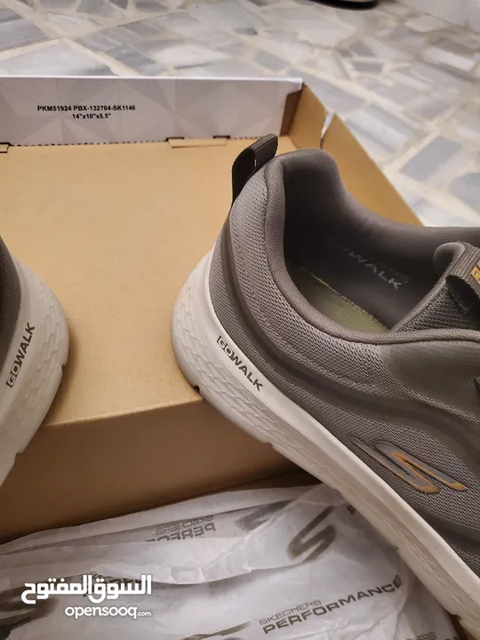 SKECHERS MEN'S GOwalk Flex .