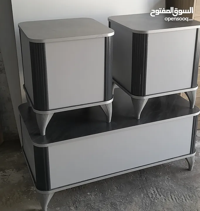 طاولات وسط مكون من ثلاث قطع خشب لامنيت 18م الون حسب الطلب مقاسات كبيره