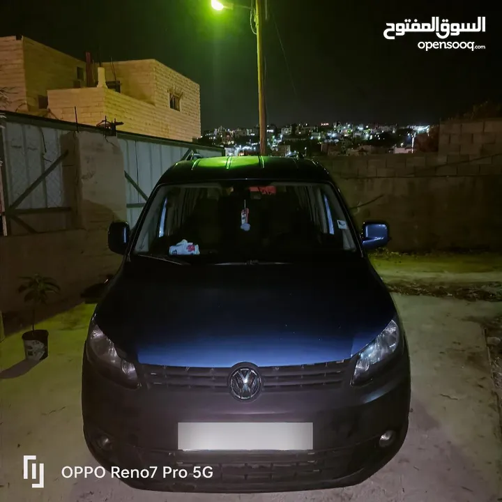 فرصة ذهبية لاقتناء كادي فوكس فاجن 2014 يد أولى من المالك مباشرة – كاملة الإضافات، بدون أي خراب، بحا