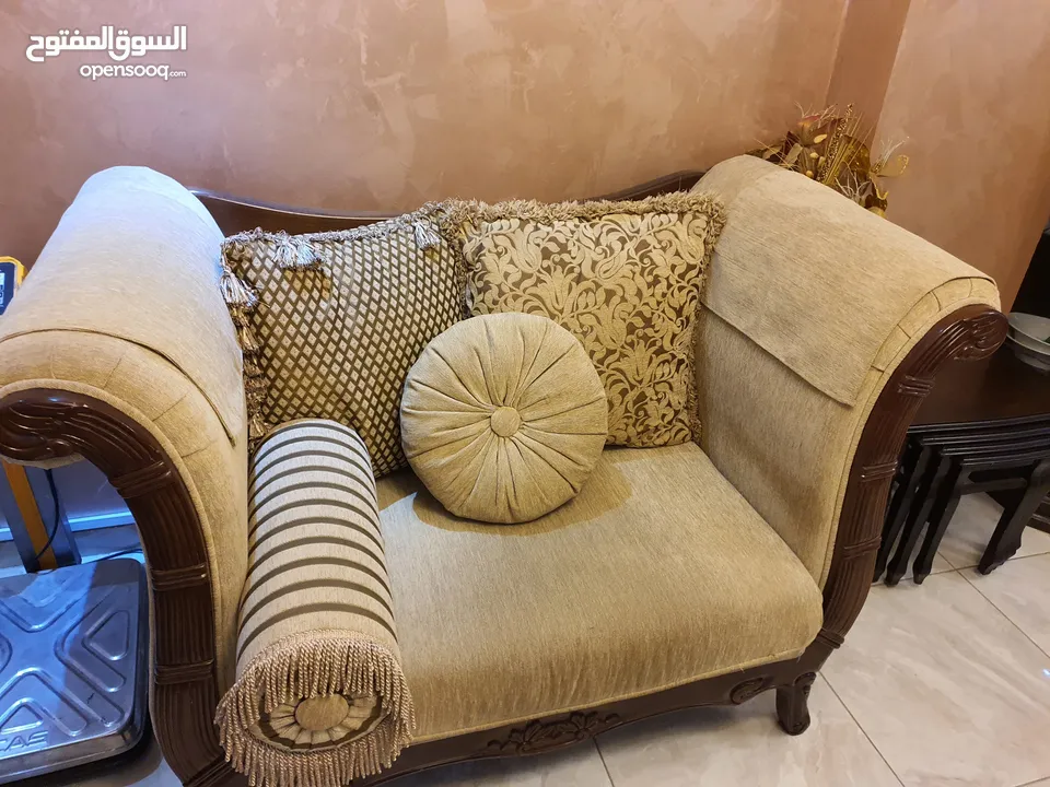 كنب  ضيوف فاخر ممتاز