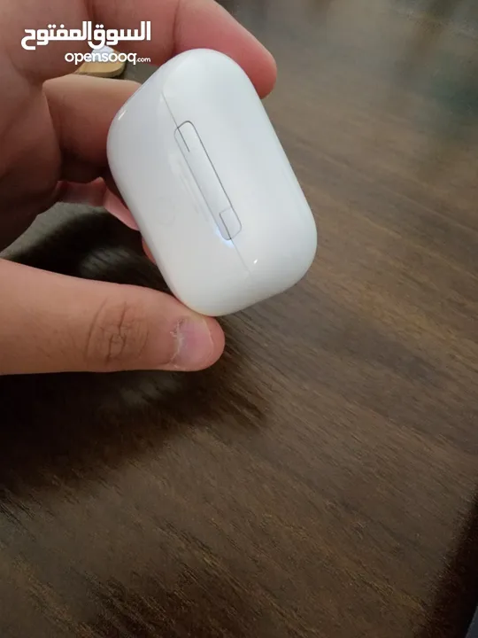 بسعر حرق بحالة ممتازة apple airpods pro 2