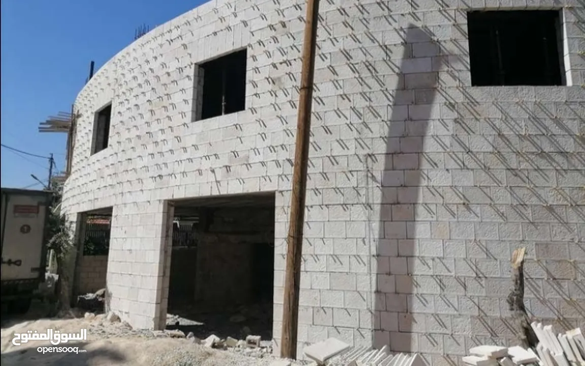 مقاول بناء عظم شغل و تسليم هندسي على المخطط و  تشطيب وصيانه البناء و اعمال الهدد مشاريع جميع مساحات