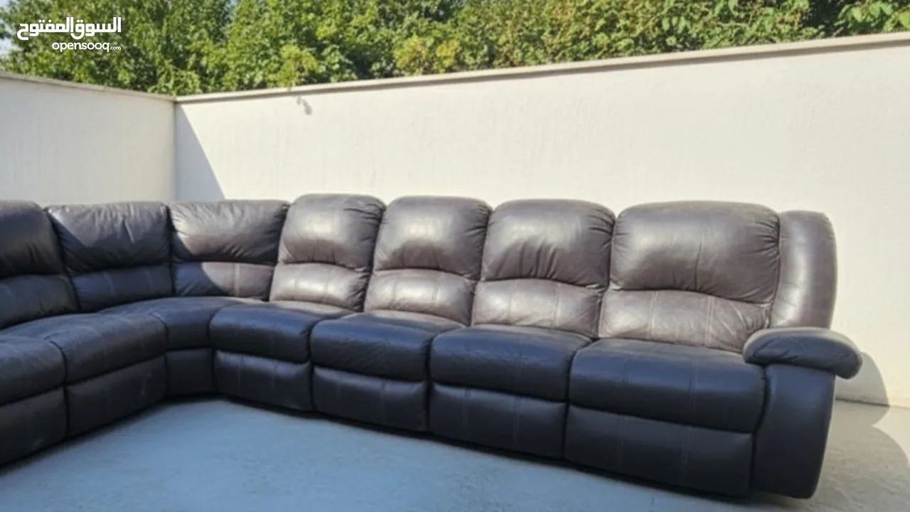 طقم كنب جلد ريكلاينر امريكي يفتح من الطرفين