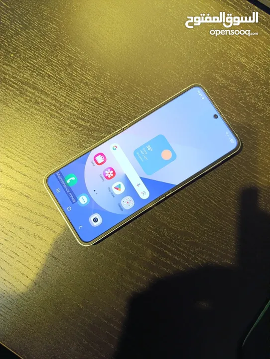 Samsung Galaxy Z Flip 6 مستعمل