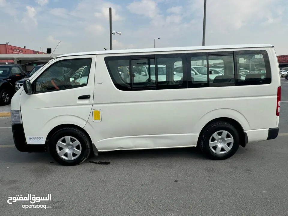 Toyota Hiace 2007 model gcc excellent