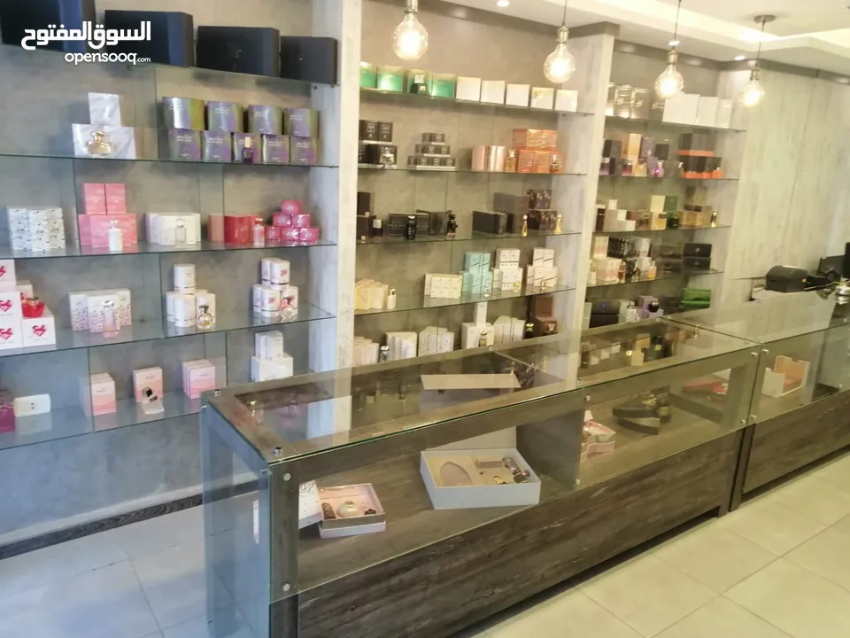 محل تجاري للايجار في الصويفية - موقع مميز -