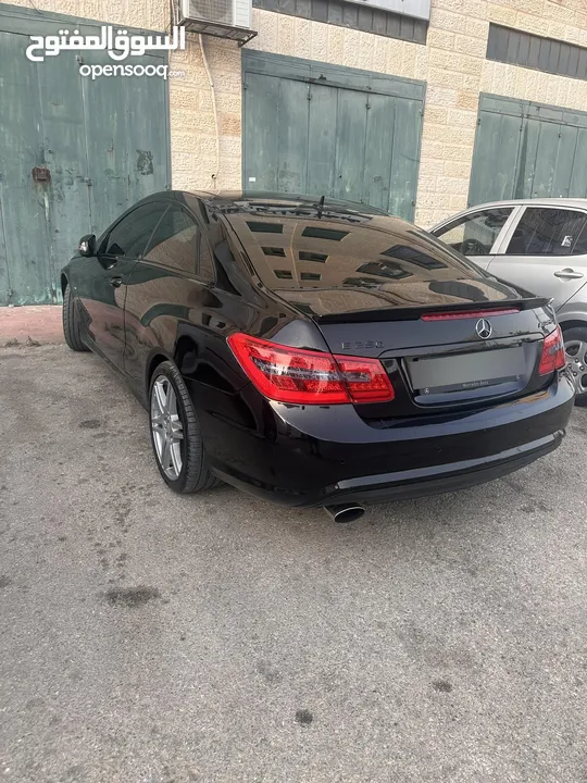 مرسيدس بنز E250 للبيع بداعي السفر
