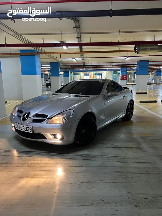 للإيجار فقط من عند ليون جروب اسعار تناسب الجميع  سيارة العشاق SLK مرسيدس