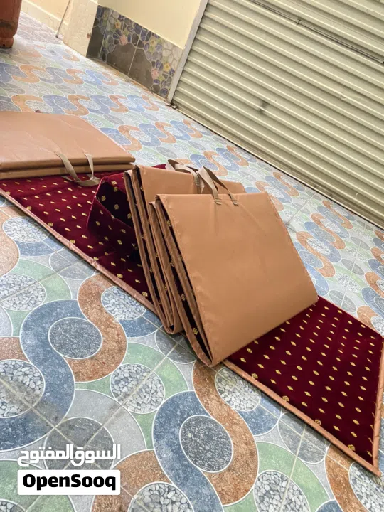 للبيع جلسات للبر والتخييم