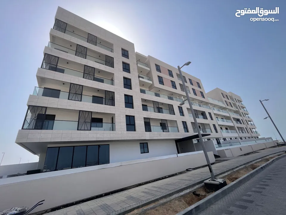 2 BR Apartment In Al Mouj With Sea View