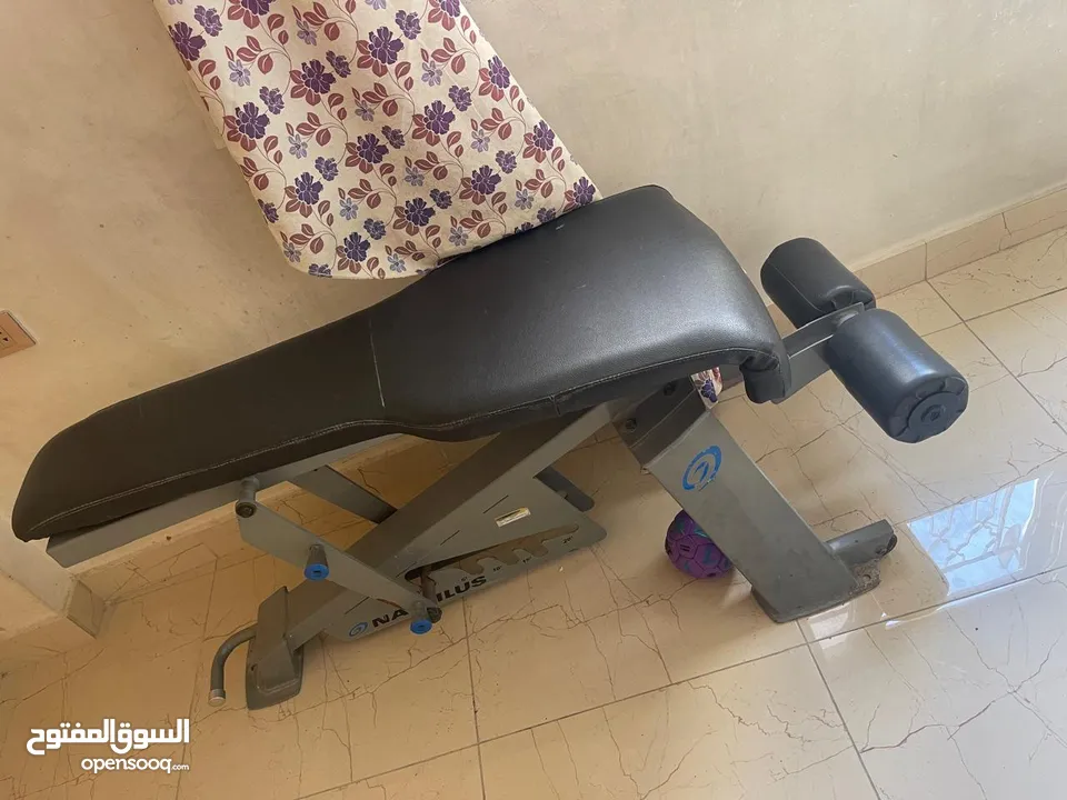 اجهزة رياضة من افضل الاجهزة الي بتنحط بالنوادي 3 انواع  جهاز للمعدة  جهاز crazy اهتزاز  جهاز بسكليت