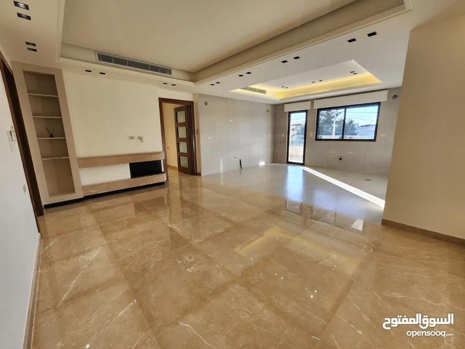 شقة فارغة للبيع في عبدون ref : 14391