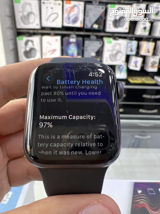 Used Apple Watch Series 6 (40mm) ساعة ايفون الاصلية اصدار السادس (قياس40مم)  مستعملة بطارية 97٪؜ ///