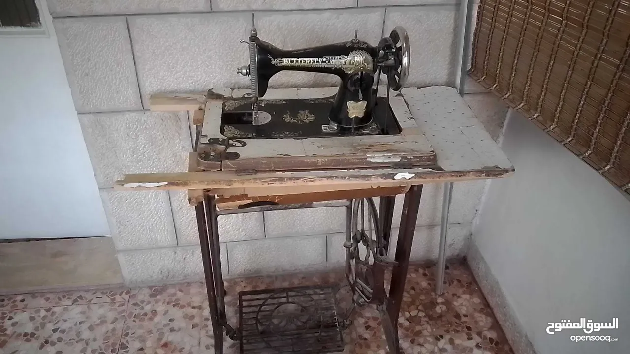 ماكينة خياطة بحاله جيده جدا