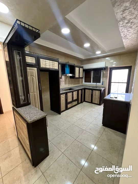 مطبخ المنيوم مستعمل للبيع