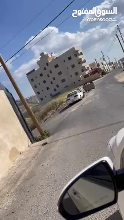 مستودعات للإيجار بمساحة 500متر2 في طريق الظهير الواقع بين مرج الحمام والبيادر قرب شركة مرسيدس غرغور