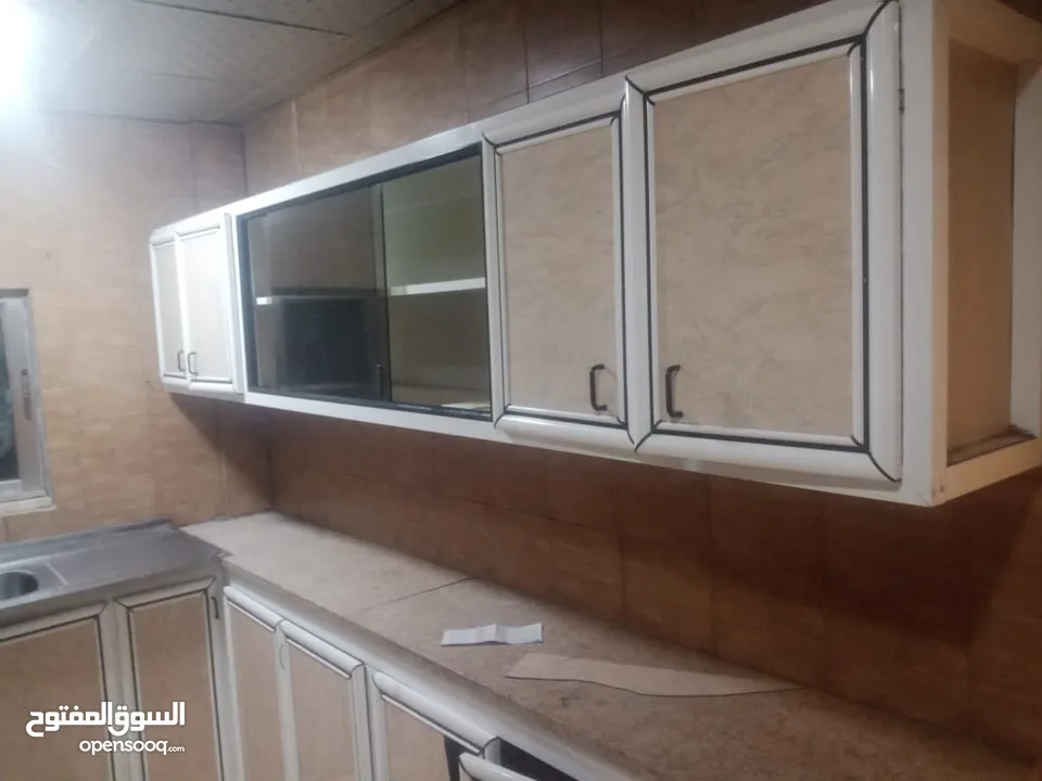 يرجى الاتصال على الرقم بالوصف