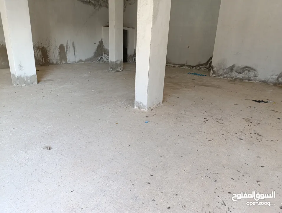 مستودعات للايجار شفابدران 250 متر