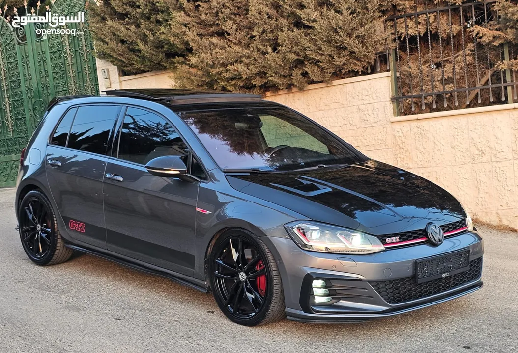 جلفgti 2019 فل مسكر مع بنورما بلكرتني
