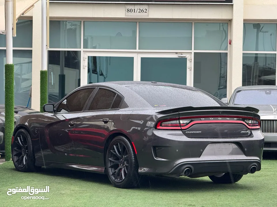 DODGE CHARGER HELLCAT SRT GCC 2016 Full Service history (Al futaim) Original paint  zero accidents