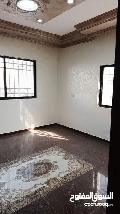 عمارة طابقية مميزة جداً للبيع عبارة 4 طوابق / القويسمة