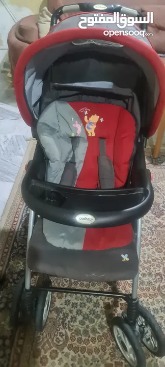 عرباية أطفال قوية ومتينة وشبه جديديدة استعمال قليل وماركة GOODbabY وبحالة ممتازة