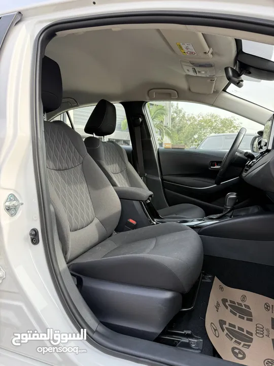 تويوتا كارولا ترخيص 2022 محرك 1800 هايبرد جير أوتوماتيك 170 حصان