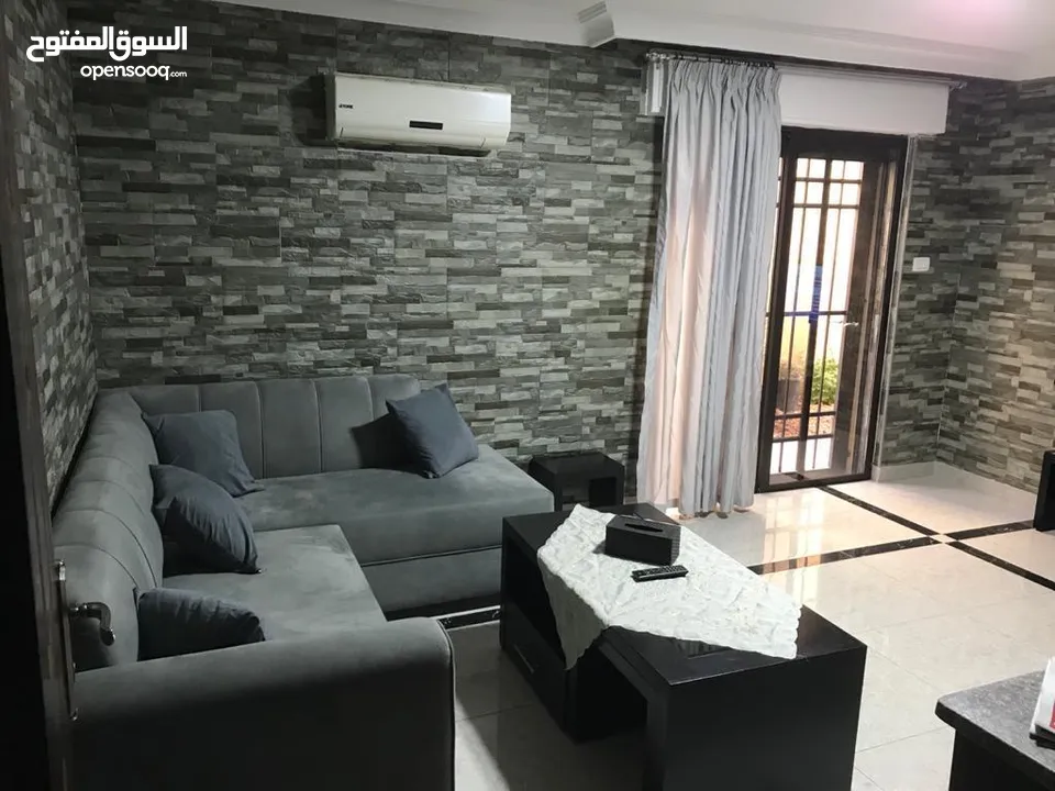 شقة مفروشة للايجار في سابع سوبر ديلوكس 350