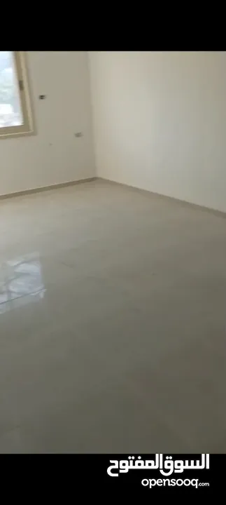 شقه للبيع في منطقه بتونيا مساحه 150 متر
