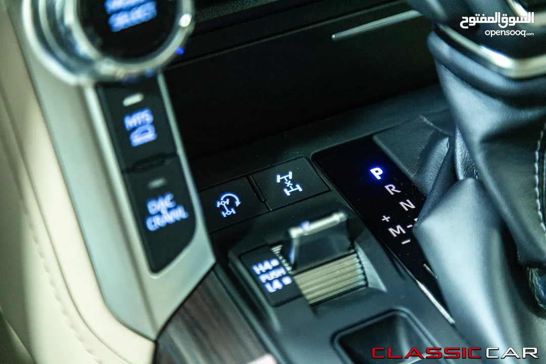 Toyota Land Cruiser Gx-r Twin turbo 2024   عداد صفر  Zero Mileage   اللون : كحلي
