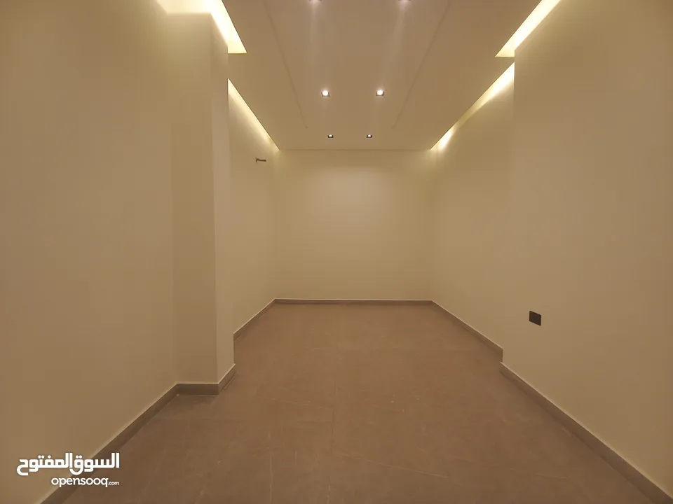 شقة غير مفروشة للإيجار في عبدون ( Property 38510 ) سنوي فقط