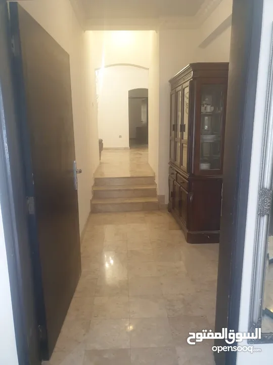 3 Bedrooms Furnished Apartment for Rent in Al Wattayah REF:1029AR