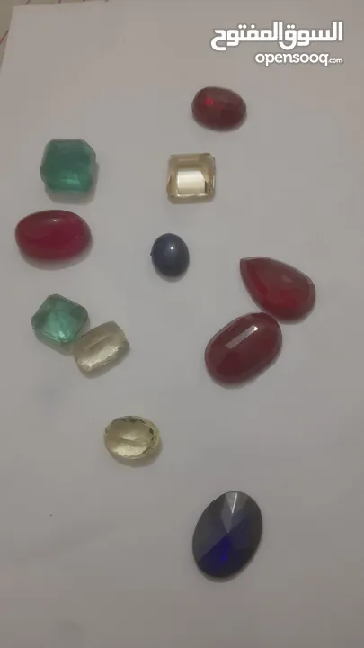 احجار كريمه وخواتم واكسسوارات للبيع