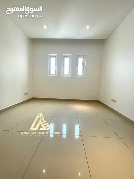 Modern 3Bedroom Townhouse in Al mouj-Equipped kitchen-Basement Garage-Garden