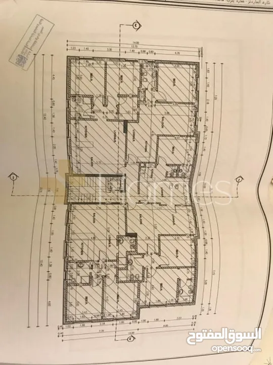 عمارة سكنية  في ام اذينة بمساحة بناء 2250م