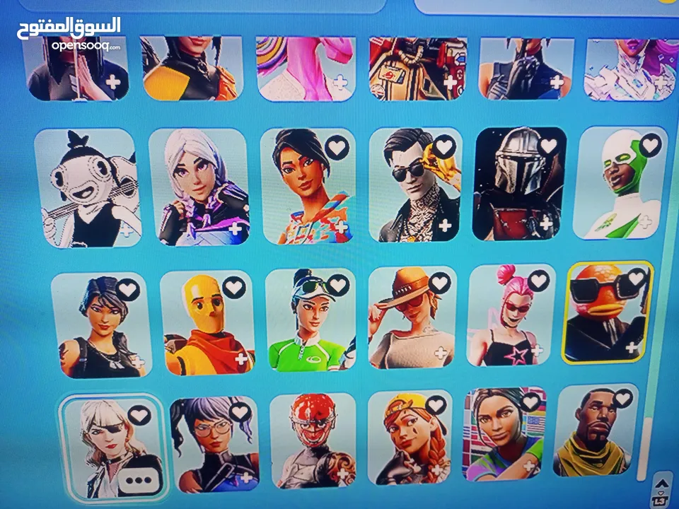 حساب فورت من السيزون x مدفوع عليه اثر من 300......