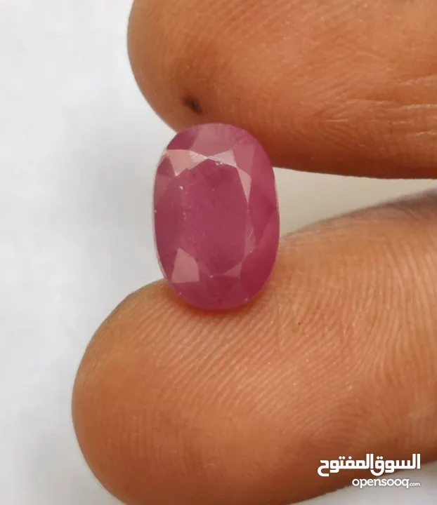 حجر ياقوت أحمر أفريقي طبيعي غير معالج مع شهادة المختبر natural untreated african ruby