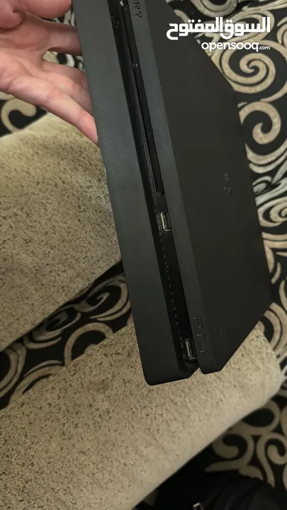 PlayStation 4 slim