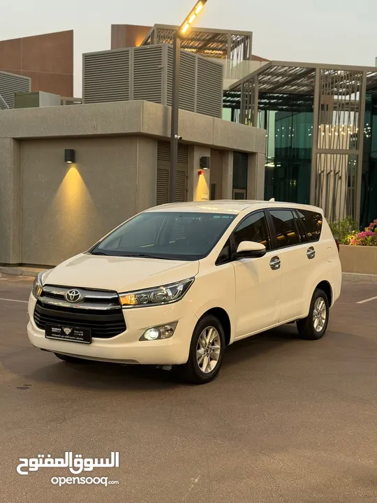 للبيع تويوتا انوفا موديل 2018 مالك اول وكالة البحرين بدون حوادث بليغة نهائيا