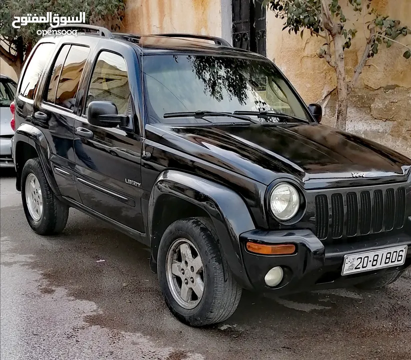 جيب ليبيرتي 2002  امريكي2WD  فحص كاش و قابل اقساط او البدل