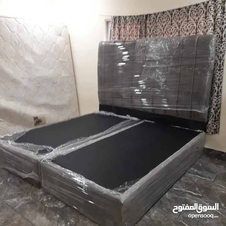 بوكسات تخت مجوز ومفرد ومفرد ونص حسب الطلب