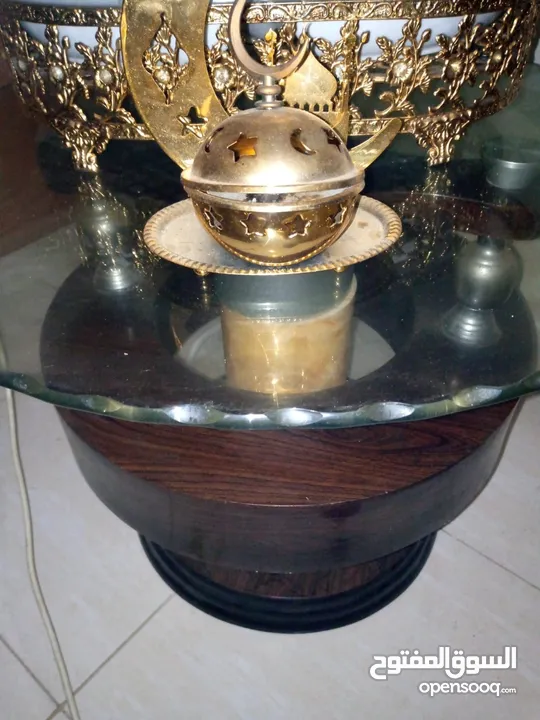 طاولات غرفه ضيوف او غرفه معيشه