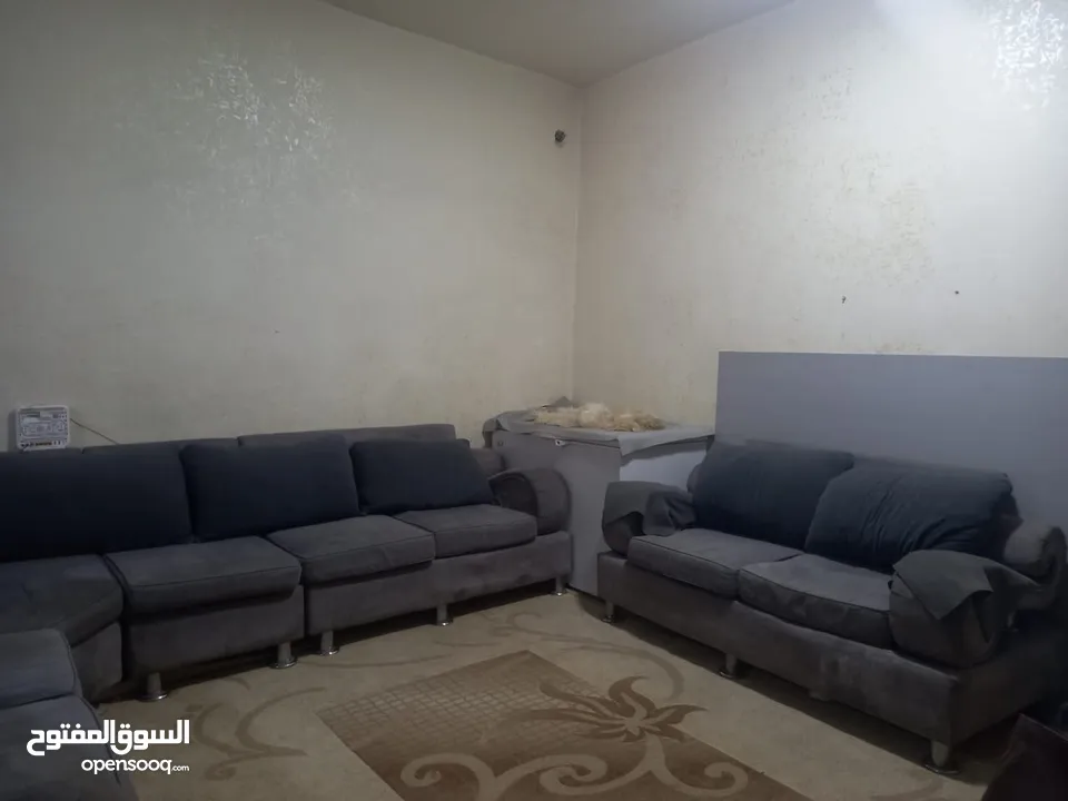 طقمين كنب  للبيع