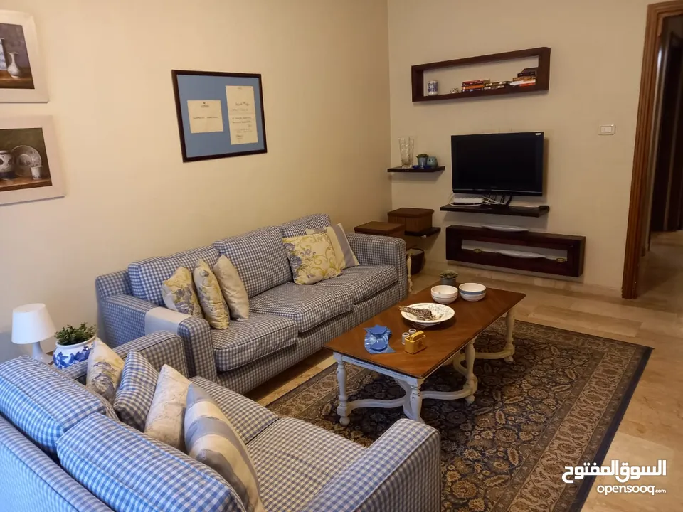 شقة مفروشة - الشميساني - 3نوم 1ماستر - 205م - حديقة - اعلان رقم A166