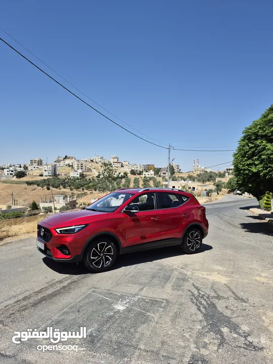 سيارة MG zs trophy مميزة جدآ بحالة الوكالة للبيع  استعمال سيدة  تيربو بنزين  صيانة دائمة بوكالة MG