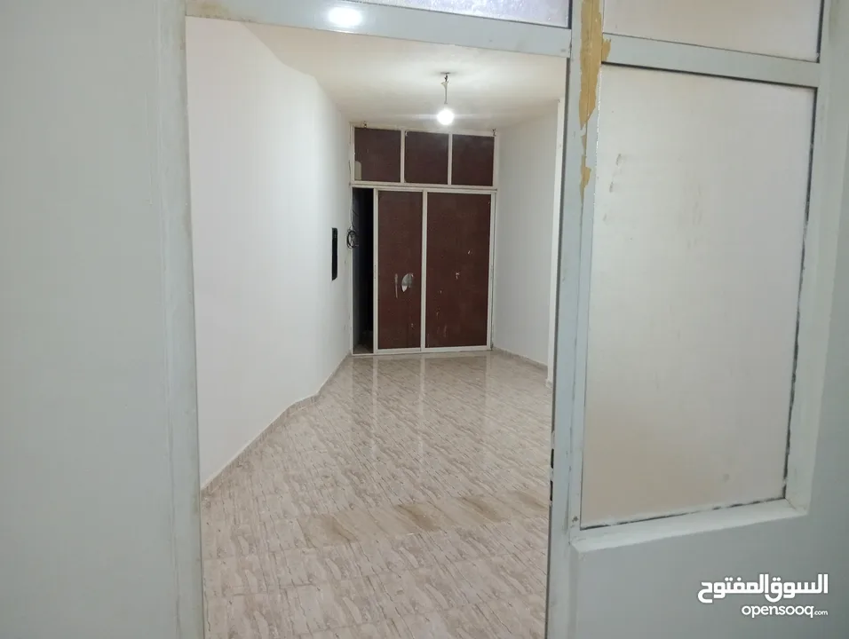 شقة فارغة من المالك مباشره للعائلات فقط