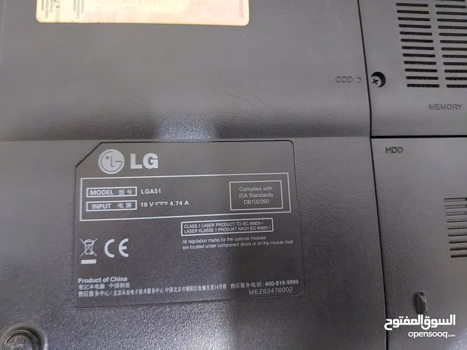 لابتوب LG لون مميز مع شنته وشاحن أصلي