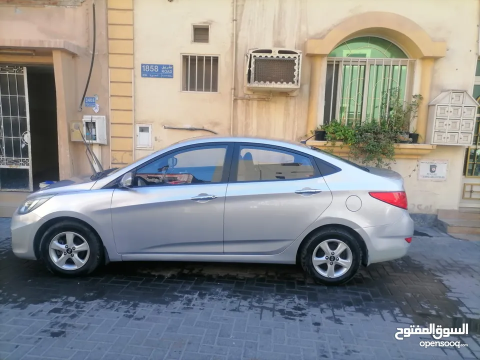 Hyundai accent 2016 full 1 year passing and insurance